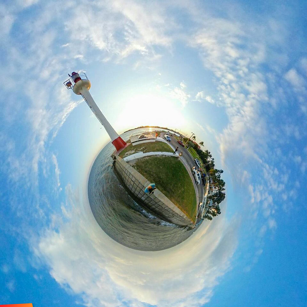 360 degree photo of the Bliss Lighthouse in Belize City at sunset