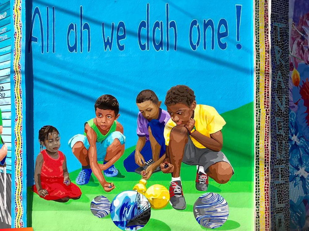 All ah we dah one! Galen’s Community Engaged Art mural in San Ignacio ... the final project for a 2016 Art course