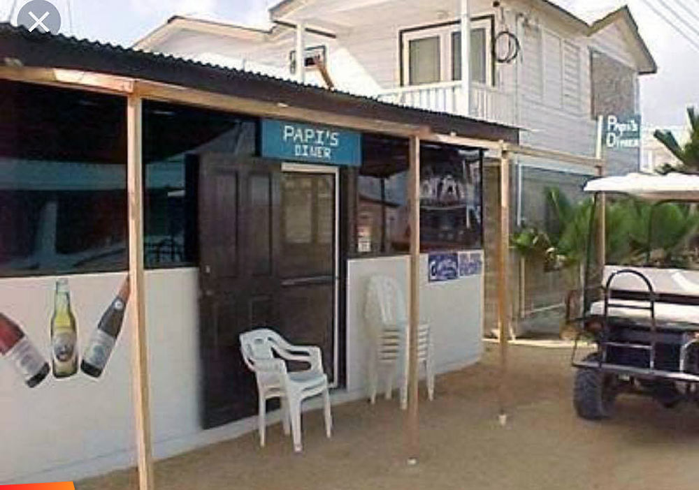 Papis Diner in Boca del Rio, San Pedro, 2000. Also a bit about Stephen Papi Manuel