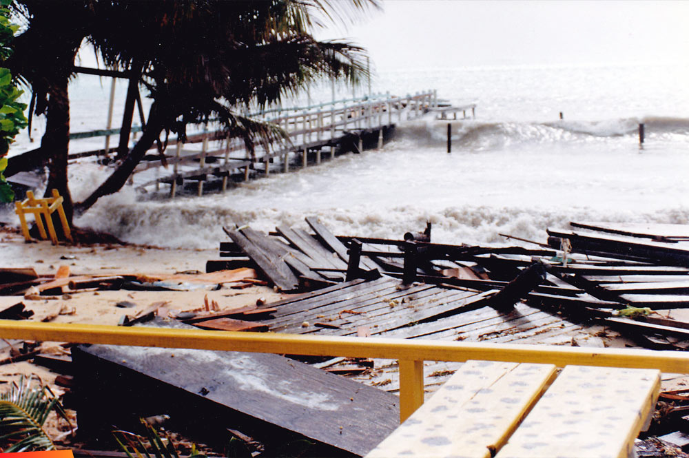 Effects of Hurricane Mitch and Hurricane Keith in downtown San Pedro