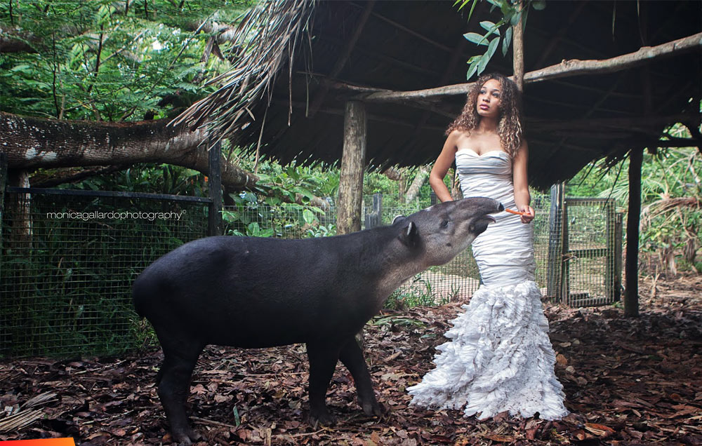 Destinee Arnold / Miss Belize with a tapir