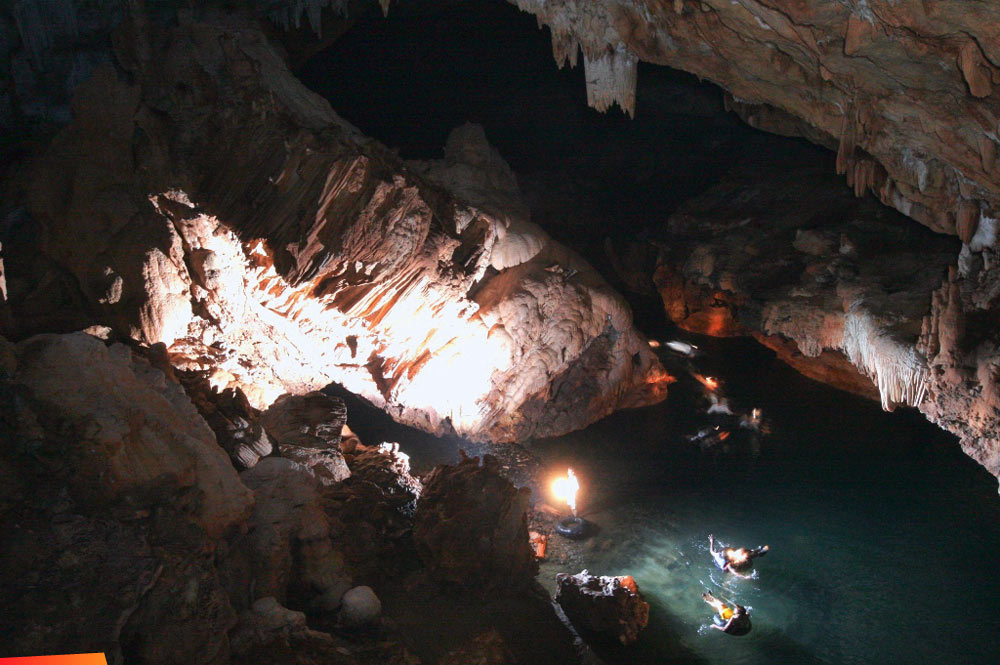 Caving with Ian Anderson's Cave Branch