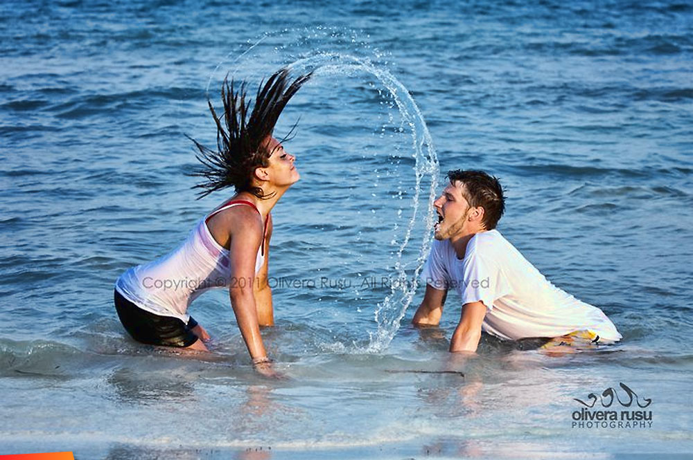 Rachel & Jason playing in the sea: Fun in Belize!