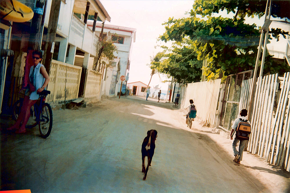 Quiet morning in San Pedro, 1998