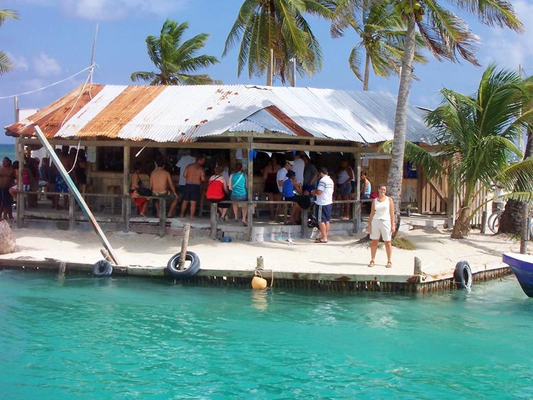 the Split Bar, Caye Caulker, Belize