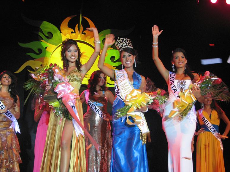 Winners of the 2008 La Reina de la Costa Maya International pageant